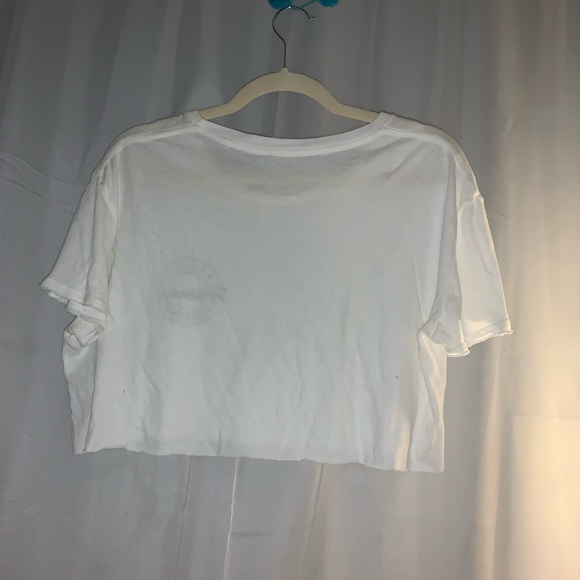 Brandy Melville Cropped Tee - Picture 3 of 4